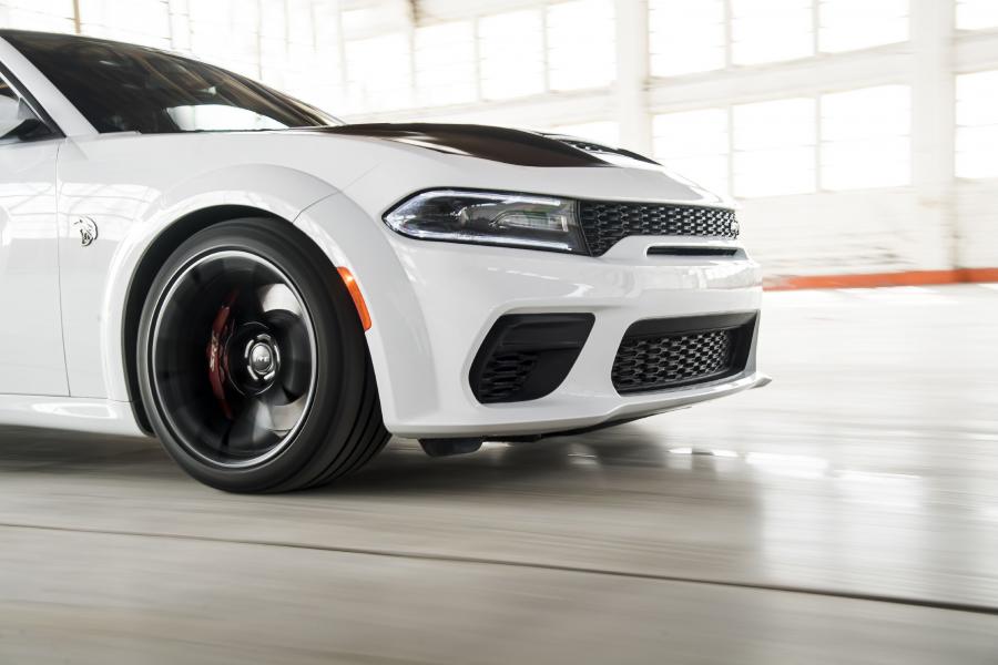 Детали экстерьера Dodge Charger SRT Hellcat Redeye (LD) 2020 года  (фото 35 из 54)